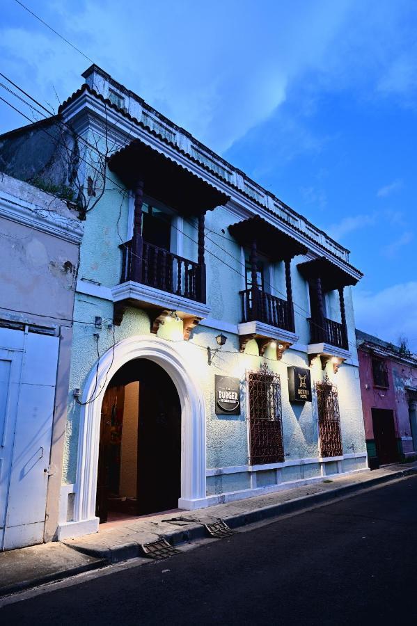 Ricks Hostel سانتا آنا المظهر الخارجي الصورة