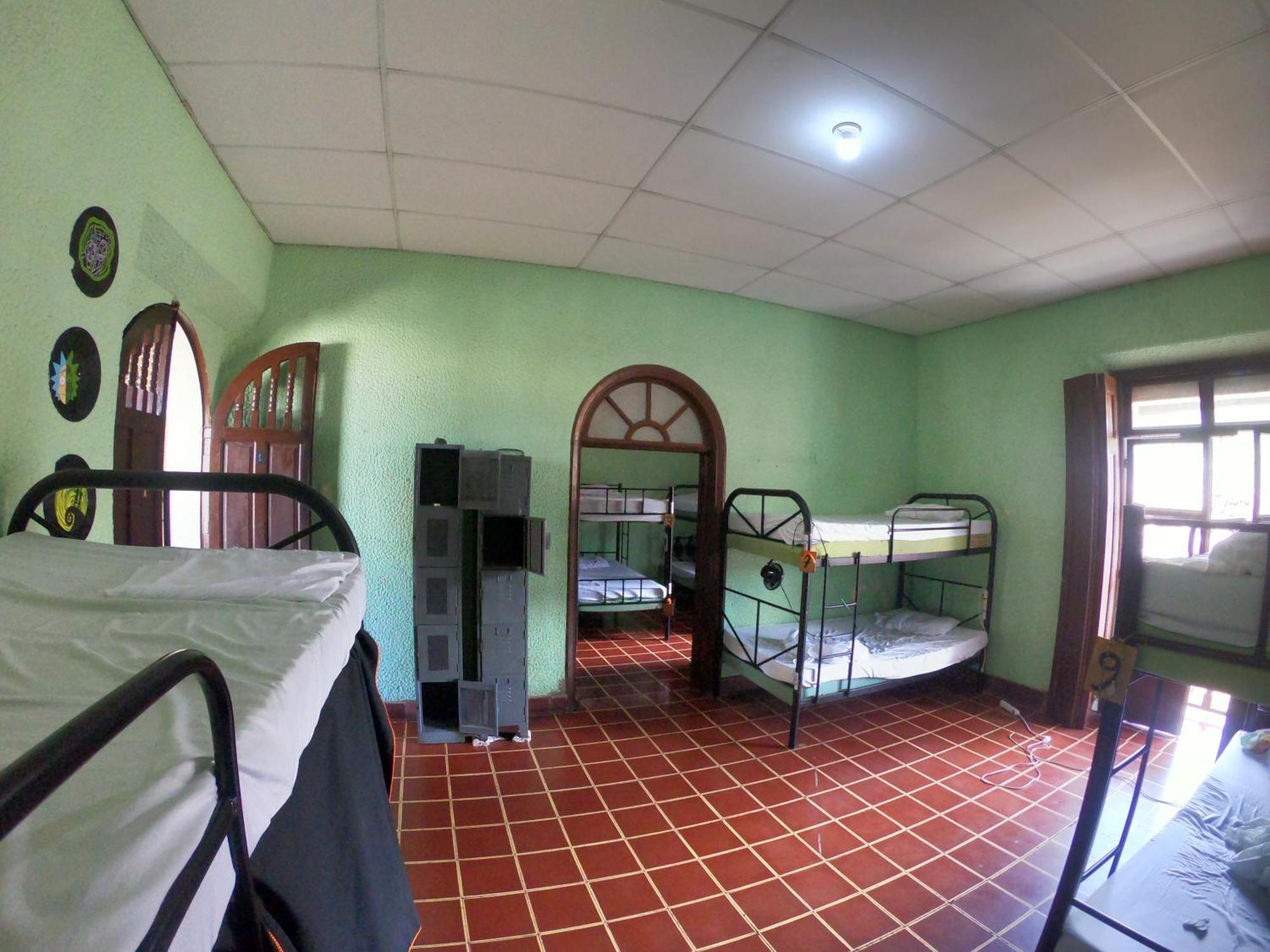 Ricks Hostel سانتا آنا المظهر الخارجي الصورة